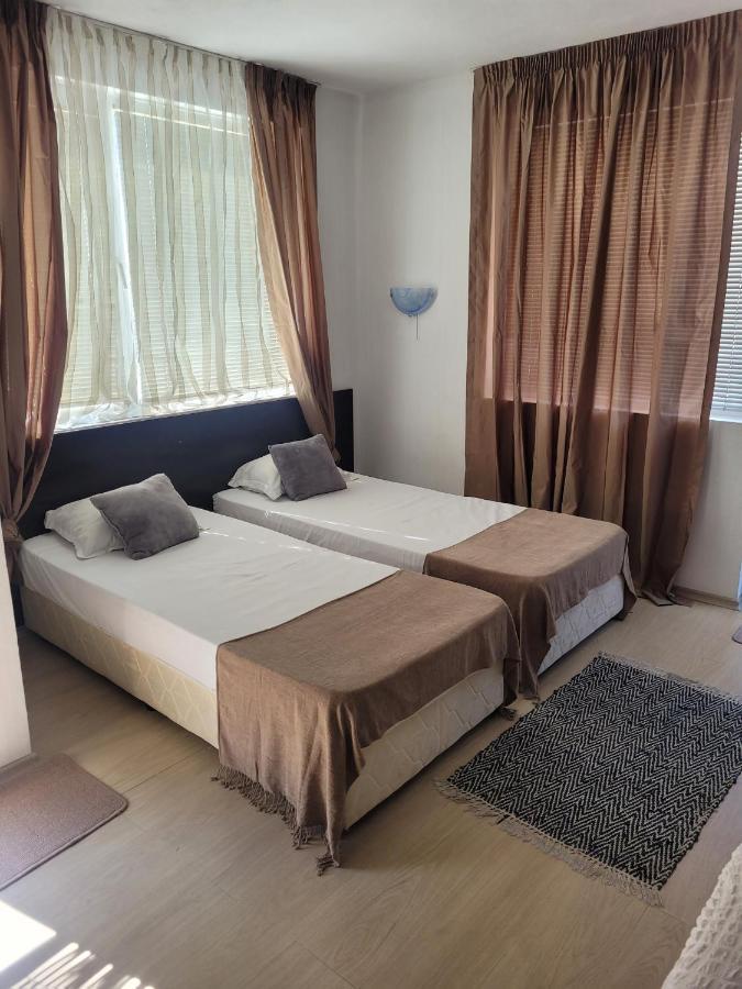 Guest House Taligarov Поморие Экстерьер фото